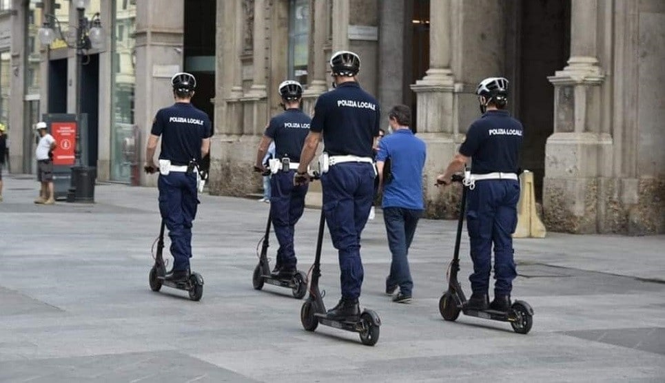 La proposta della Lega: monopattini per Polizia contro i malviventi