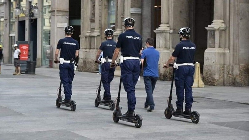La proposta della Lega: monopattini per Polizia contro i malviventi