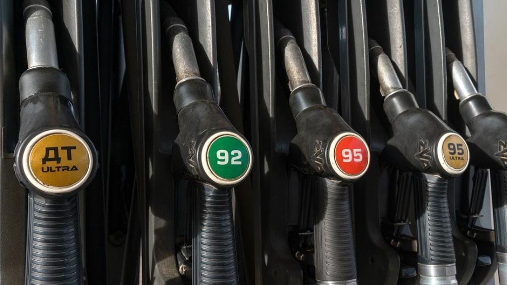 Carburante, non si ferma l’aumento della benzina in Italia