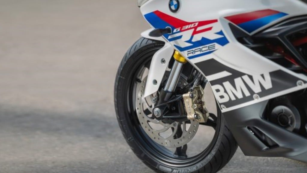 BMW G310 RR: ulteriori dettagli della sportiva in arrivo a luglio
