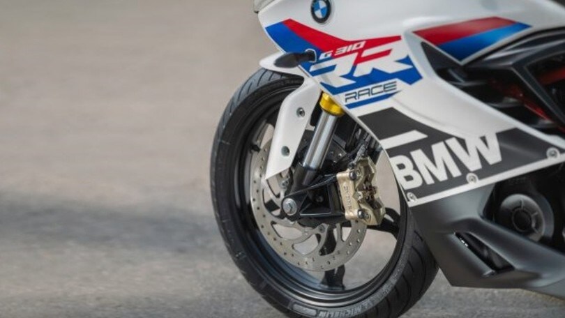 BMW G310 RR: ulteriori dettagli della sportiva in arrivo a luglio