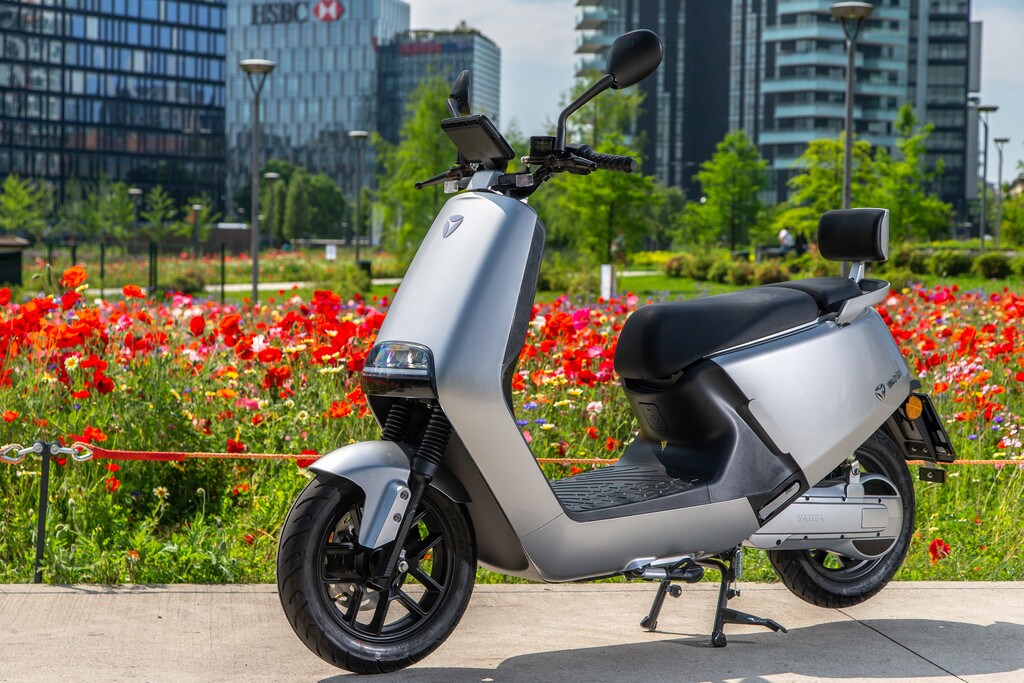Yadea G5S, scooter elettrico da città con 115 km d'autonomia