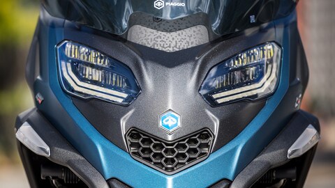 Piaggio MP3 500 Hpe Exclusive 2022 LE FOTO