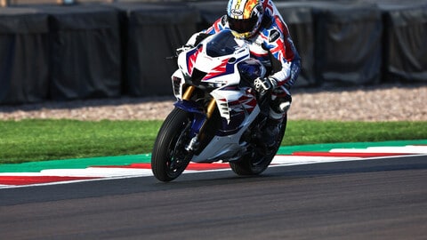 Honda CBR1000RR-R 30th Anniversary, LE FOTO DELLA PROVA