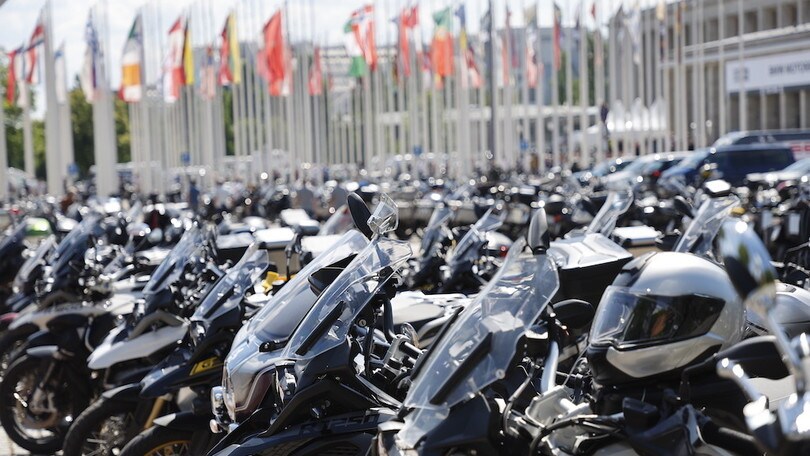 BMW, a Berlino in 17mila per i Motorrad Days 2022
