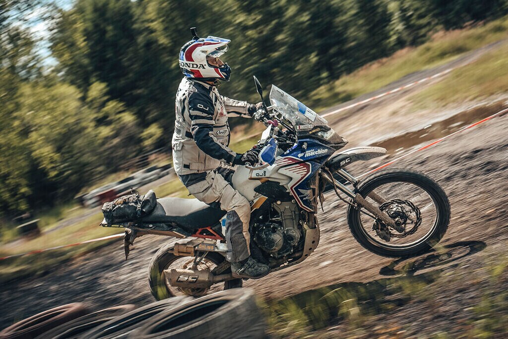 Honda CB500X protagonista alla Gibraltar Race con Renato Zocchi