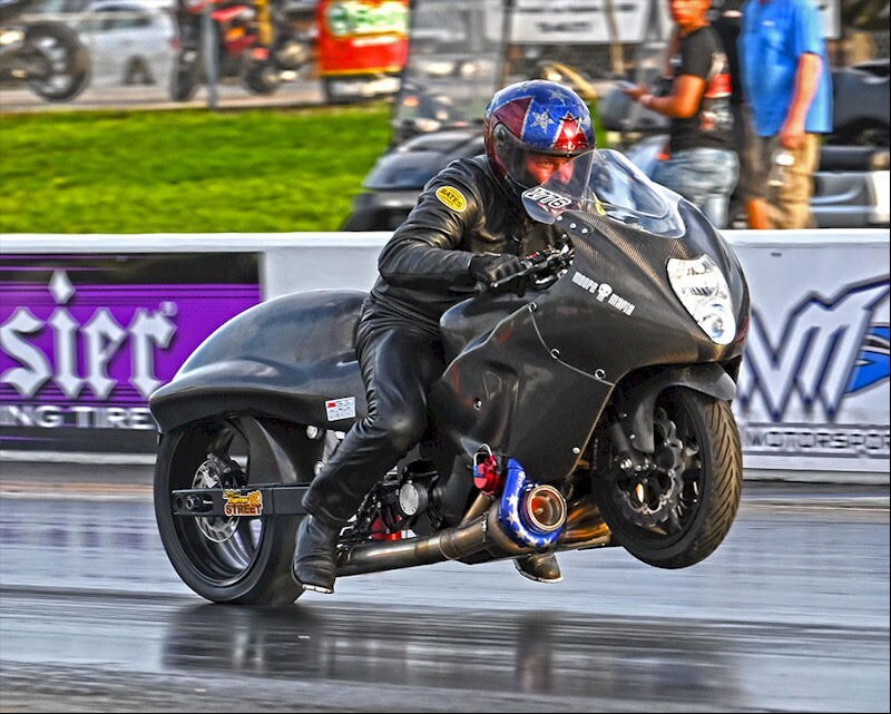 Suzuki Hayabusa, con il turbo è una moto da drag race VIDEO