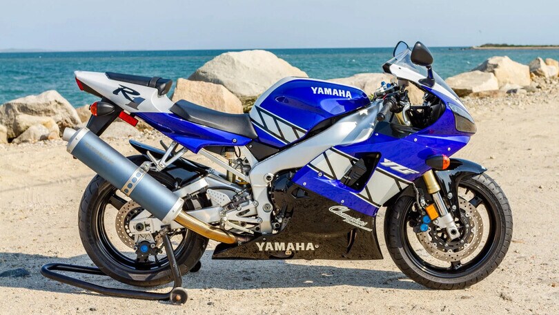 Yamaha R1 Champions Limited Edition
