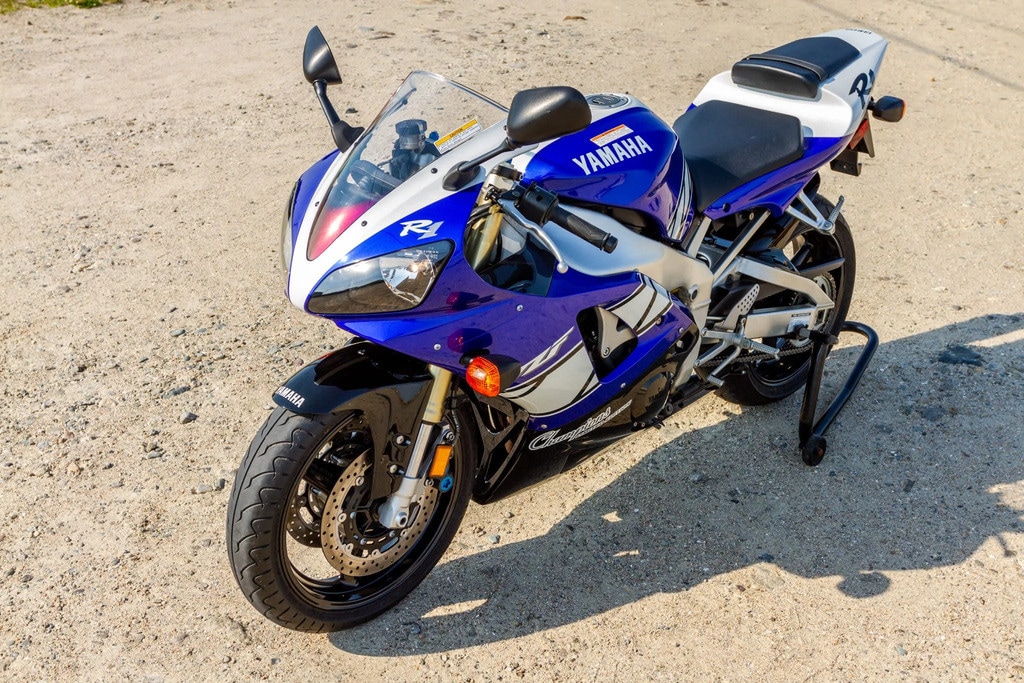 Rara Yamaha R1 del 2001 "LE" venduta a 20.000 euro