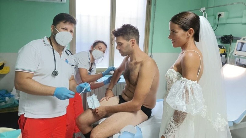 In moto dalla sposa, ma il traguardo è l'infermeria