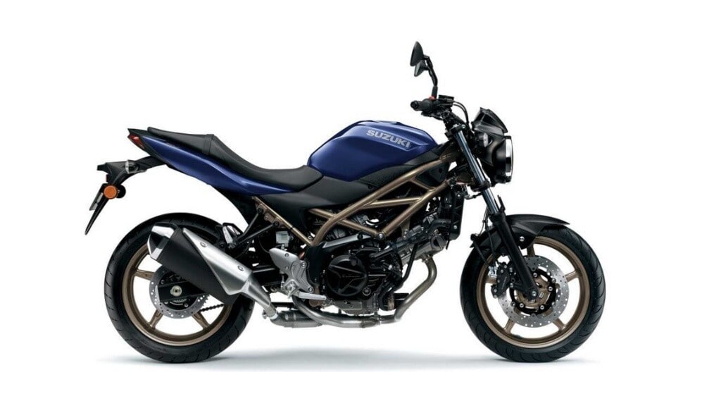 Suzuki: la nuova SV650 approda in Italia in 3 diversi colori