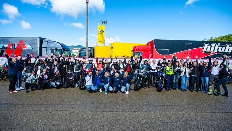 Il lato rosa del motociclismo al Mugello col "Meet me in Motorcycle"