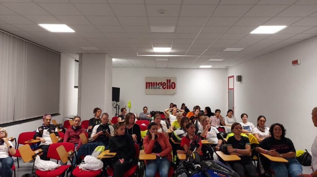 Il lato rosa del motociclismo al Mugello col "Meet me in Motorcycle"