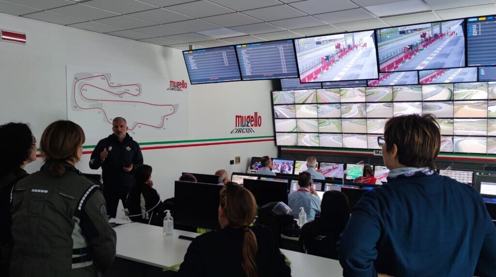 Il lato rosa del motociclismo al Mugello col "Meet me in Motorcycle"