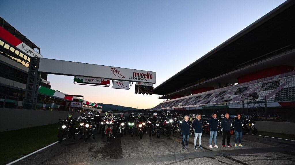 Il lato rosa del motociclismo al Mugello col "Meet me in Motorcycle"