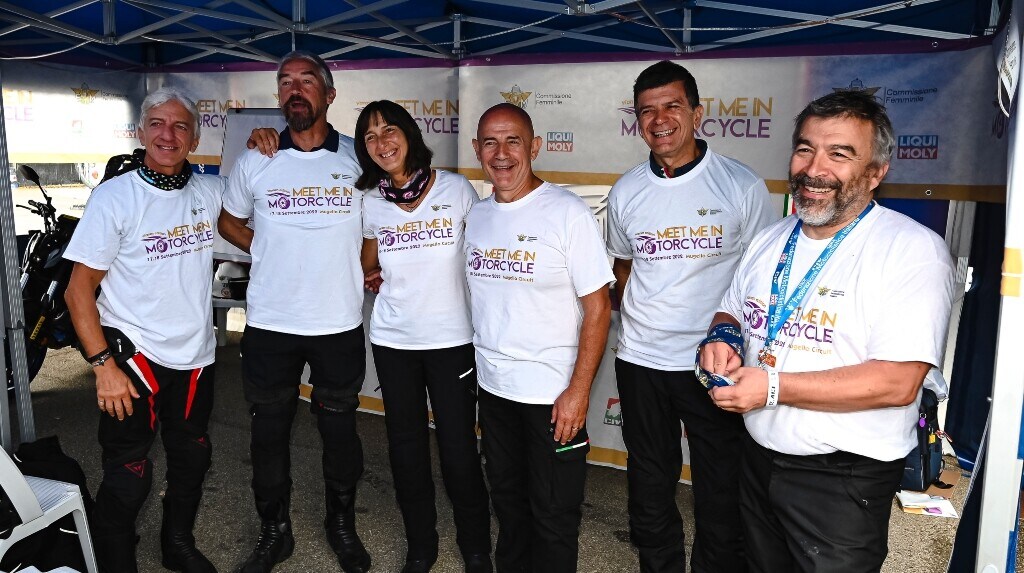 Il lato rosa del motociclismo al Mugello col "Meet me in Motorcycle"