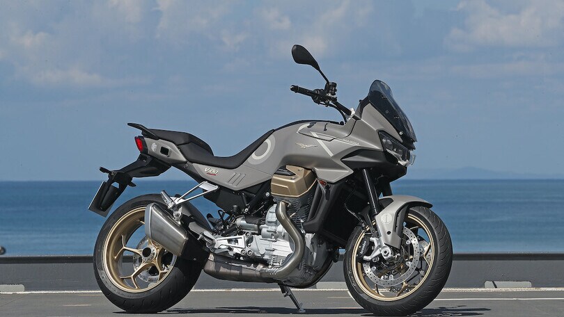 La Speciale Moto Guzzi V100 Mandello Aviazione Navale FOTO