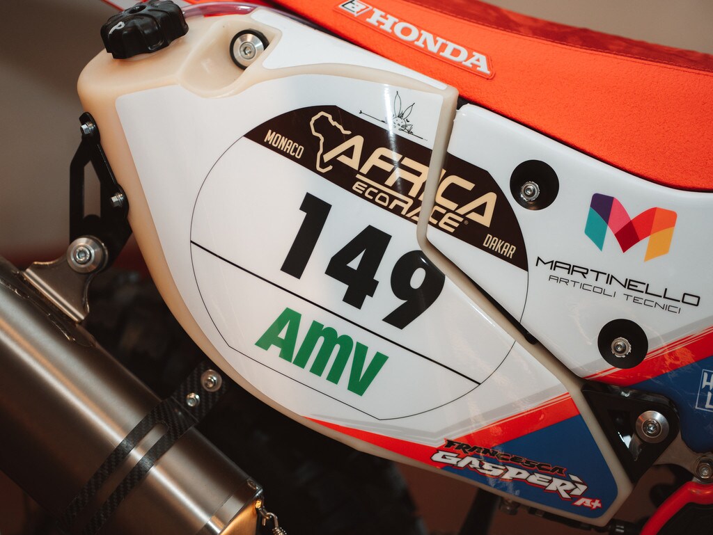 Africa Eco Race 2022, Francesca Gasperi corre in sella alla Honda 450RX Rally