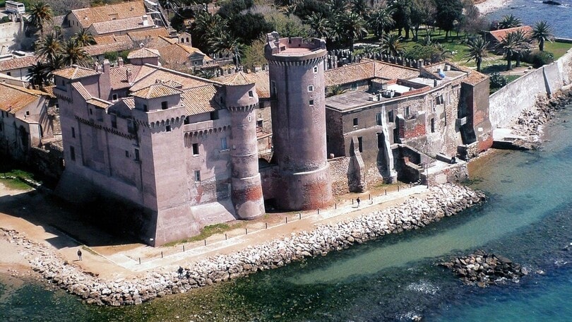 Suzuki GSX-S1000 sui monti della Tolfa: la gallery