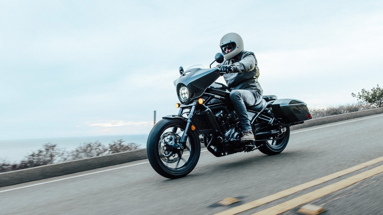 Honda CMX1100T Rebel: custom a tutto comfort