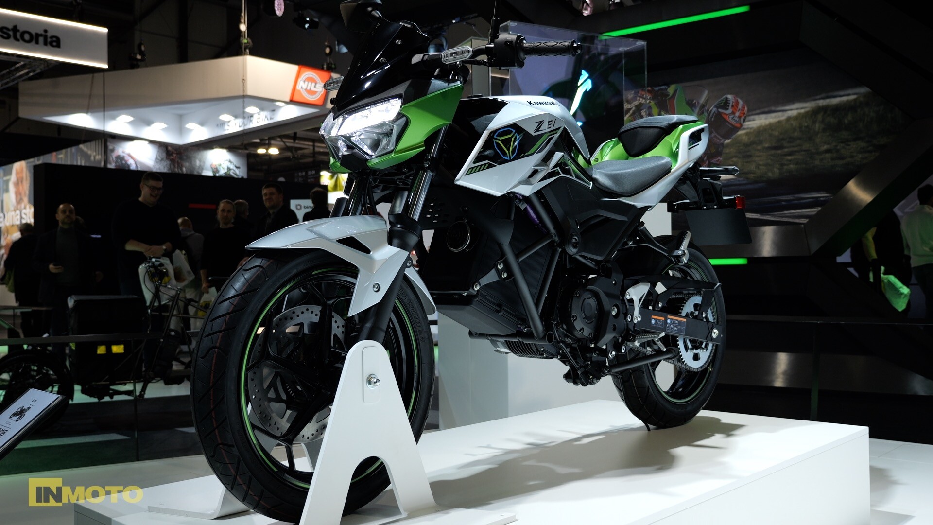 EICMA 2022, Kawasaki guarda al futuro con la EV