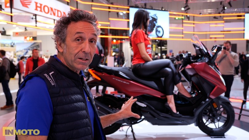 Honda Forza 350 2023: nuovo e più connesso