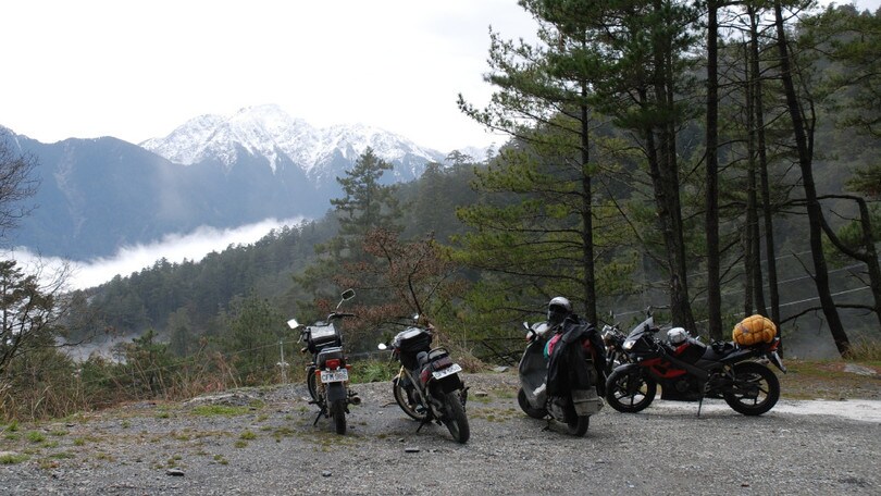 Gomme invernali M+S: si può circolare con pioggia e neve?