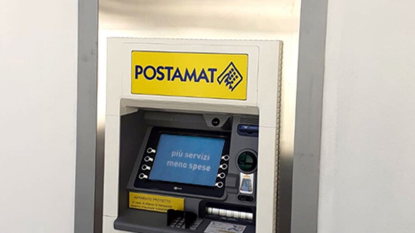 Mette in vendita il motorino e viene truffato: il raggiro della Postepay