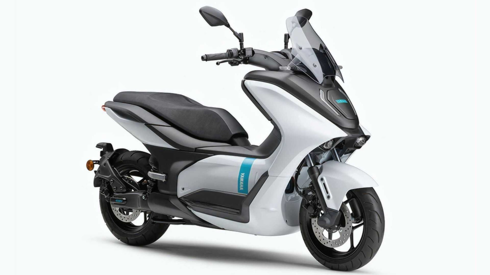 Yamaha testa l'E01 mettendolo a disposizione dei pendolari
