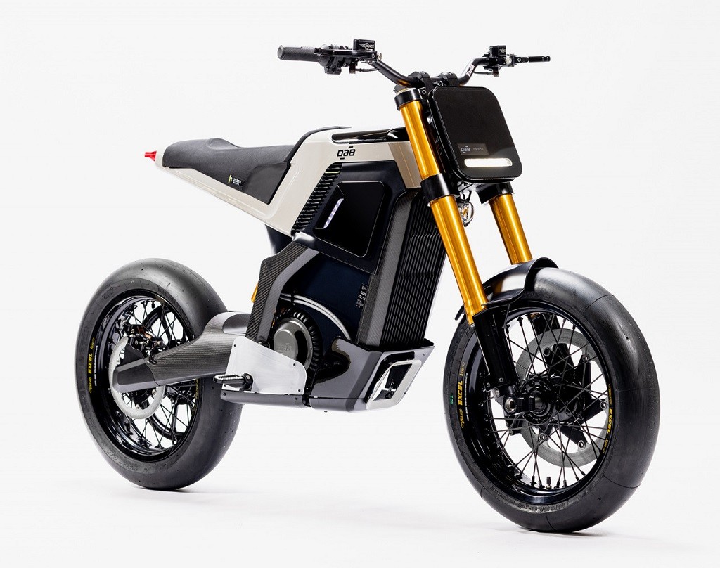 Francia, il Senato punta a ridurre gli Ecobonus: "Basta finanziare la Cina"
