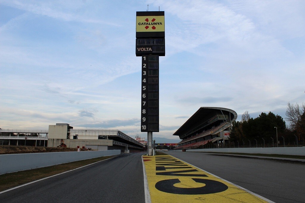 Montmeló, addio all'iconica torre: arriva uno schermo da 400 m²