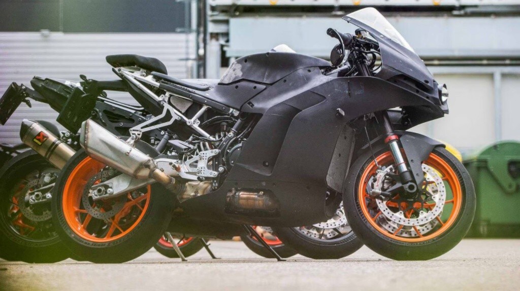 KTM e le nuove sportive: si lavora su RC 990, RC 390 e RC 125