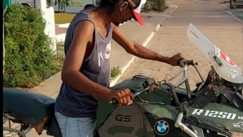 Quando vuoi la BMW GS ma devi accontentarti: ecco la soluzione VIDEO