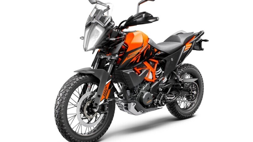 KTM 390 Adventure 2023 le foto