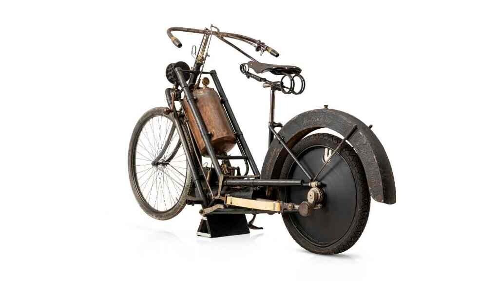 Hildebrand & Wolfmüller, la prima motocicletta 