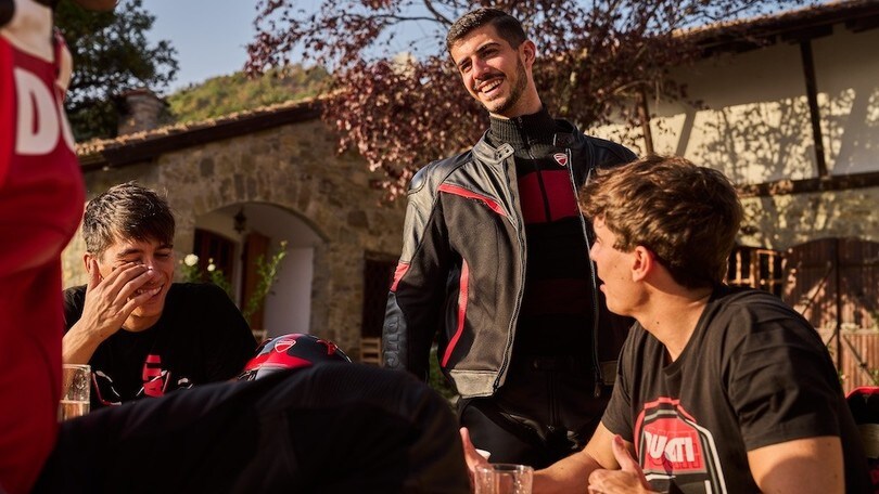 Ducati, la collezione d'abbigliamento 2023 arriva negli store