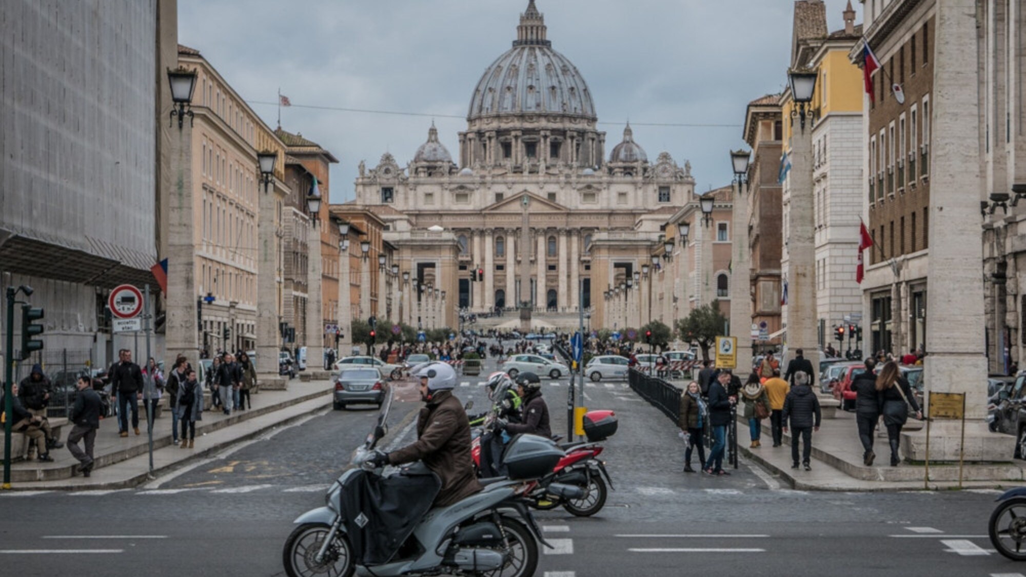 Stop motori termici 2035, l’Italia voterà contro