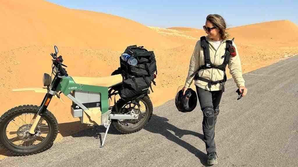 Sinje Gottwald, la woman rider in viaggio attraverso l'Africa con la Kalk AP