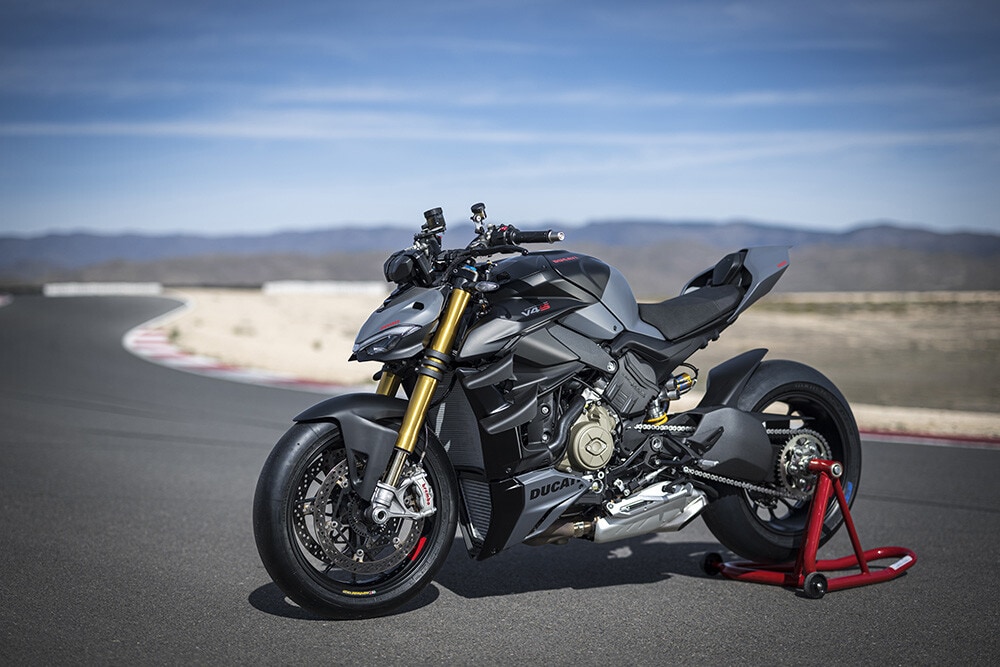 Ducati Streetfighter V4 S 2023, LE FOTO DELLA PROVA