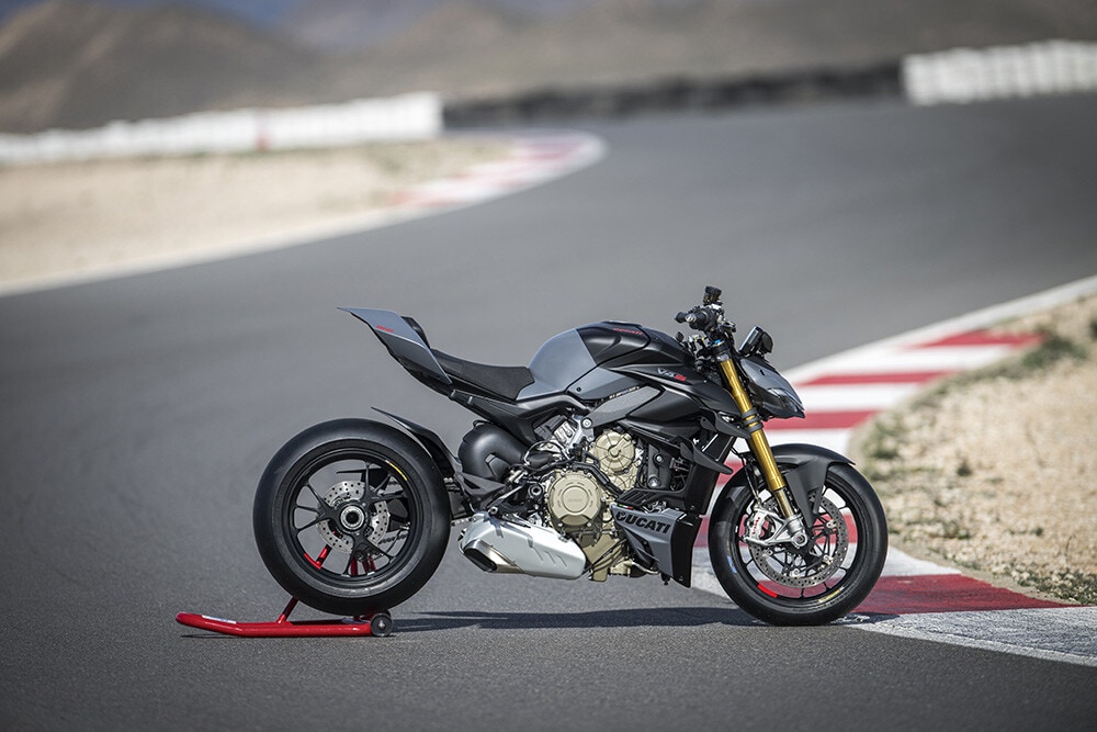 Ducati Streetfighter V4 S 2023, LE FOTO DELLA PROVA
