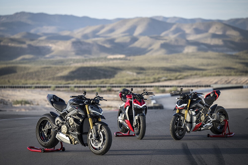 Ducati Streetfighter V4 S 2023, LE FOTO DELLA PROVA