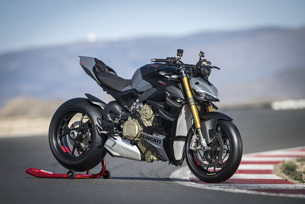 Ducati Streetfighter V4 S 2023, LE FOTO DELLA PROVA