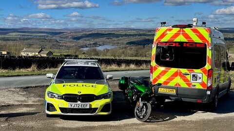 Kawasaki Ninja H2 SX, il nuovo "razzo" della Polizia inglese