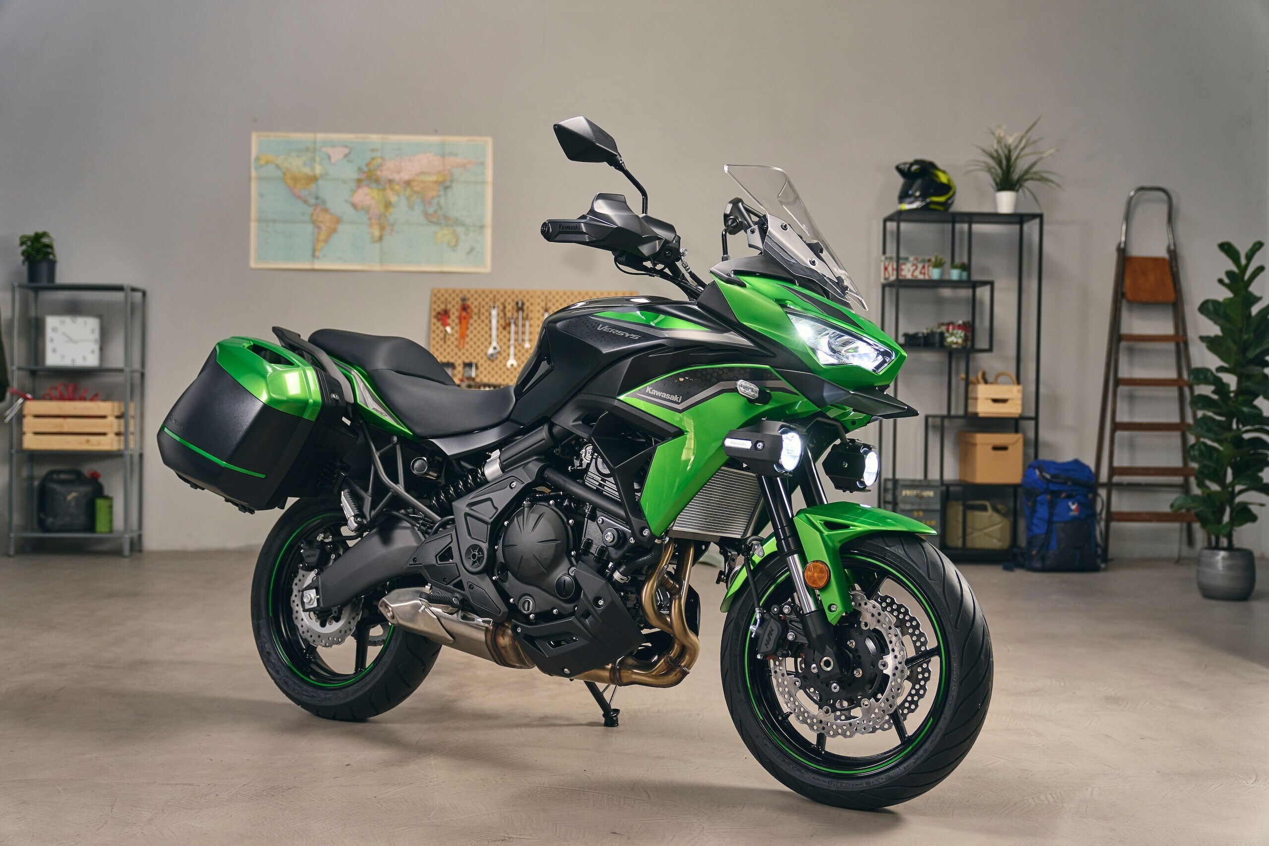 Kawasaki Versys 650, con la promozione c'è il kit Tourer in omaggio