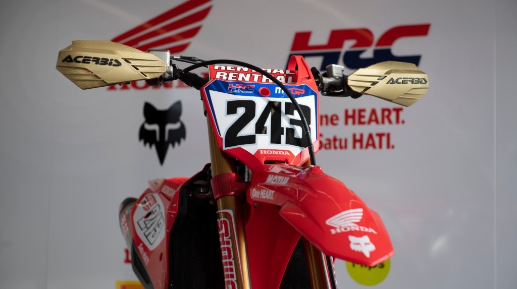 Acerbis, i paramani Linear in edizione limitata per il 50° anniversario