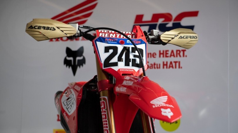 Acerbis, i paramani Linear in edizione limitata per il 50° anniversario