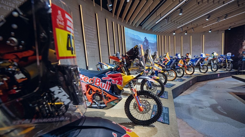 KTM, arriva Motohall la mostra dedicata alle “Leggende della Dakar”