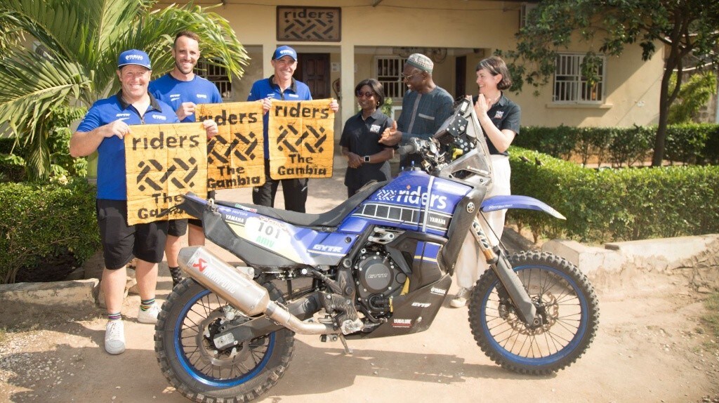 Yamaha dona 16 moto per le organizzazioni sanitarie in Africa
