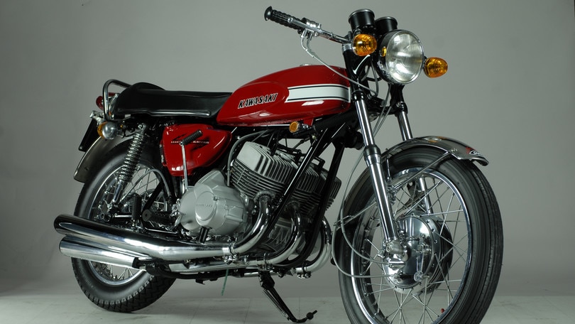 Kawasaki Mach III 500: vi ricordate l'indomabile "Bara Volante"?