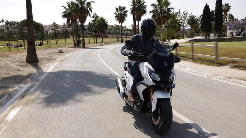 Peugeot XP400: LE FOTO DELLA PROVA